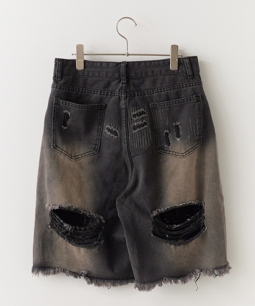 AO2(アオズ)の「Damage Half Loose Half Pants / ダメージ ハーフ ルーズ パンツ(デニムパンツ・レディース・ブラック・FREE)」の2枚目の写真
