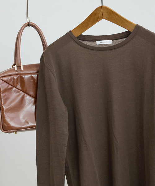 JOURNAL STANDARD（ジャーナルスタンダード）の「《追加3》クルーネックシアーロングTシャツ（Tシャツ/カットソー・レディース・ベージュ/ネイビー/ホワイト/ブラウン/ピンク・FREE）」の3枚目の写真