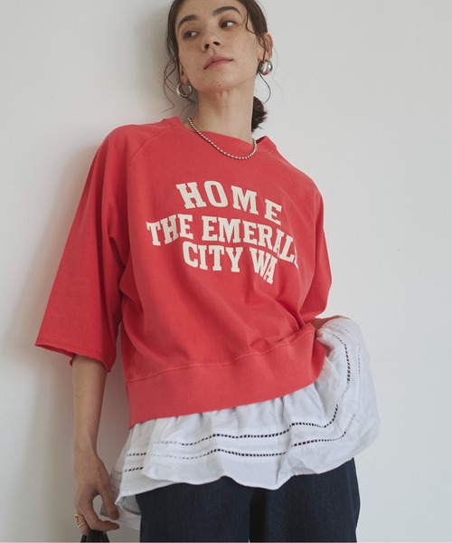 ANGIE（アンジー）の「カレッジロゴ ハーフスリーブ Tシャツ（Tシャツ/カットソー・レディース・ベージュ/ブラック/レッド/ネイビー・FREE）」の19枚目の写真