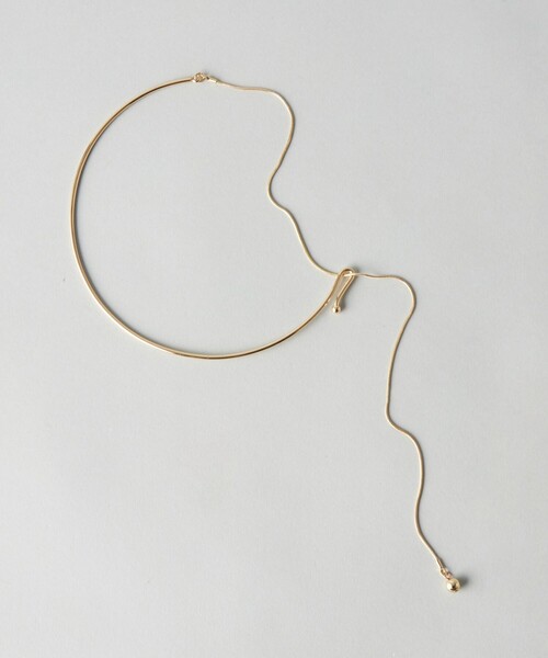 CITEN（シテン）の「＜CITEN＞フックモチーフネックカフ（ネックレス・レディース・シルバー/ゴールド・FREE）」の6枚目の写真