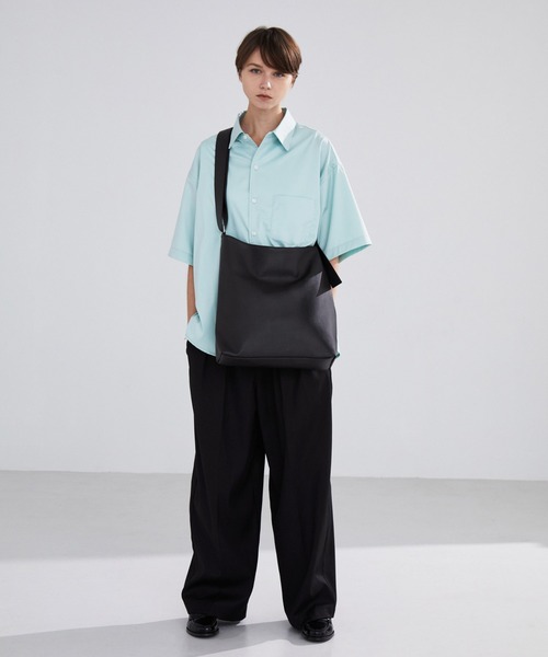 [韓国人気]★SQUARE LINE★OA SHOULDER BAG★ショルダーバッグ LUENNA】Square Shoulder Bag /合皮スクエアショルダーバッグ