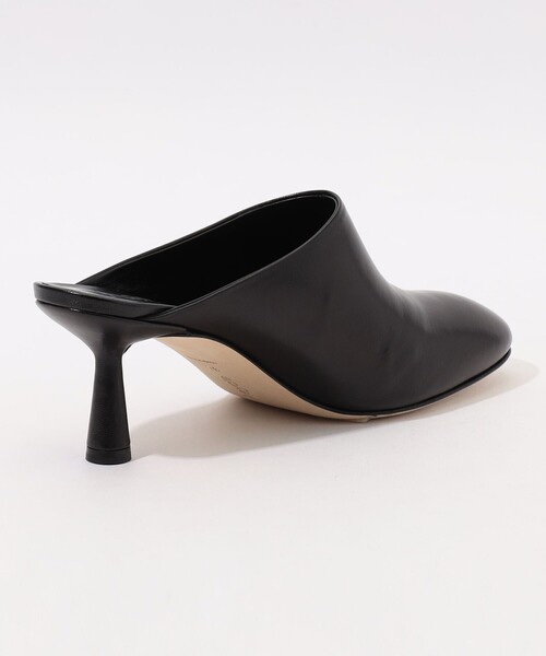 TOMORROWLAND (トゥモローランド)の「Aeyde MILA ミュールサンダル(サンダル・レディース・ブラック・37/38/36)」の5枚目の写真