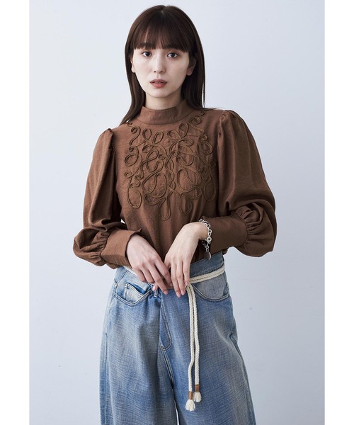 MEDE19F(メデジュウキュウ)の「BRAND NEW MIX STYLE コードエンブロイダリーブラウス(シャツ/ブラウス・レディース・ブラウン・L/M/3L/LL/S)」の6枚目の写真