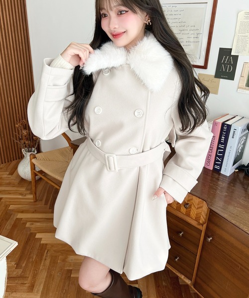 【お値引き可能】Glam Lips VOLUMEパデッドドルマンコート　ホワイト 撥水加工】中綿 パデット ドルマンコート（CMWWCW0015