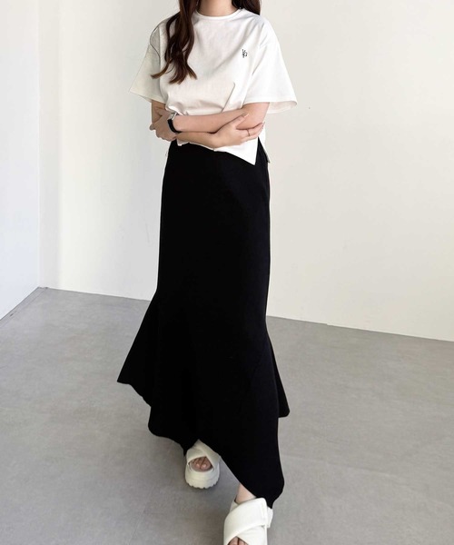 YOUING.(ユイン)の「サマーニットマーメイドスカート(スカート・レディース・ブラック・LARGE/MEDIUM)」の4枚目の写真