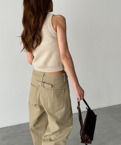 CANAL JEAN（キャナルジーン）の「El mar　ラウンドニットタンク（タンクトップ・レディース・ベージュ/ブラック・ONE SIZE）」の4枚目の写真