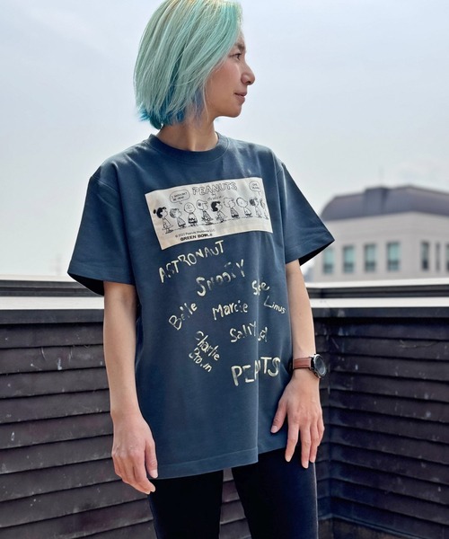 SNOOPY×OLD BETTY'S(スヌーピーカケルオールドベティーズ)の「スヌーピー【SNOOPY】Organic Cotton T-shirts(FAMILY)(Tシャツ/カットソー・レディース・ブラック/オフホワイト/ライトオリーブ/ダークネイビー・M/L/XL/XX-LARGE)」の5枚目の写真