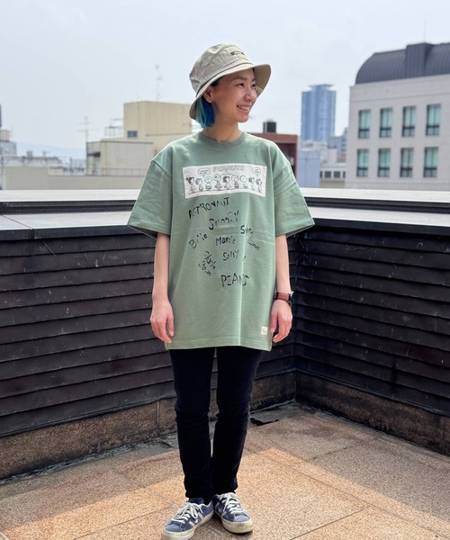 SNOOPY×OLD BETTY'S(スヌーピーカケルオールドベティーズ)の「スヌーピー【SNOOPY】Organic Cotton T-shirts(FAMILY)(Tシャツ/カットソー・レディース・ブラック/オフホワイト/ライトオリーブ/ダークネイビー・M/L/XL/XX-LARGE)」の13枚目の写真