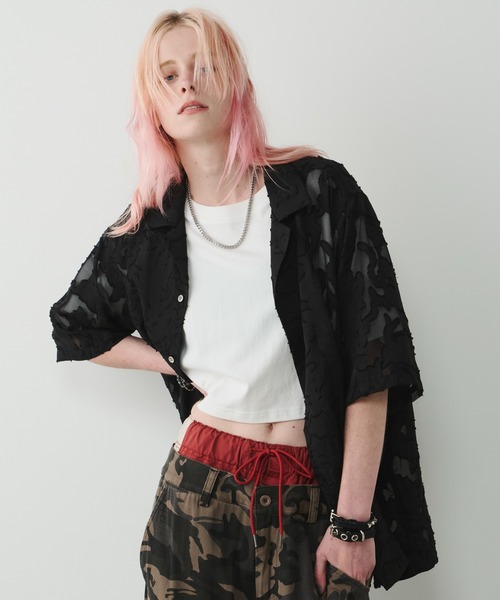 AFF AIVER（エイエフエフアイバー）の「AFF AIVER　シアーフリンジワイドシャツ（シャツ/ブラウス・メンズ・ダークブルー/パープル/ブラック/ダークブラック・SMALL/MEDIUM/LARGE）」の2枚目の写真