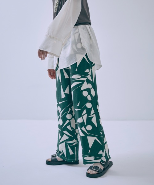 EN NEUME（エンノイム）の「Linen-Like Geometric Easy Pants（その他パンツ・レディース・ブラック/ブラウン/グリーン・FREE）」の4枚目の写真