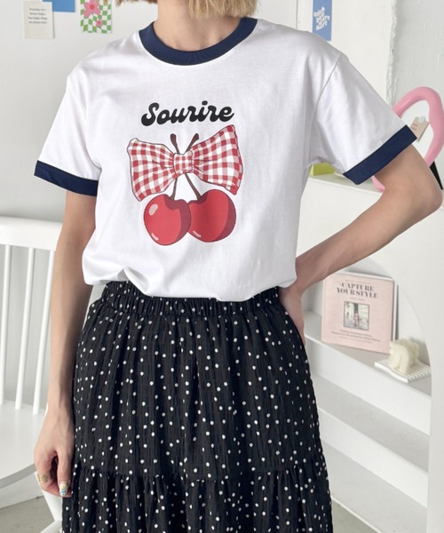 SOLLON.（ソルロン）の「チェリーリボン半袖リンガーTシャツ（Tシャツ/カットソー・レディース・レッド/ブラック/ブルー/ネイビー・FREE）」の18枚目の写真