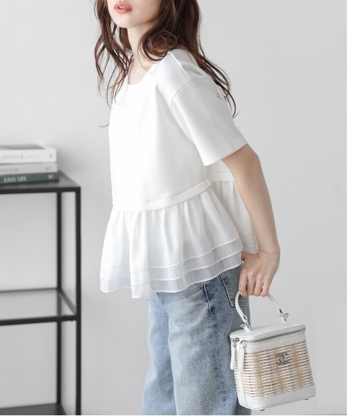 La-gemme(ラジェム)の「オーガンジーフリル ドッキングプルオーバー(Tシャツ/カットソー・レディース・ホワイト/グレー/ブラック・フリー)」の5枚目の写真