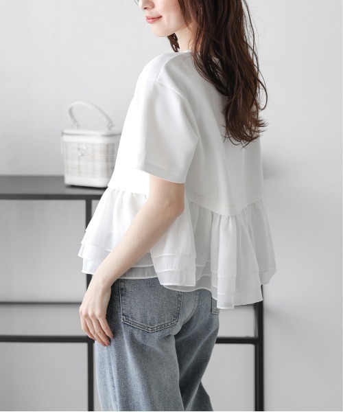 La-gemme(ラジェム)の「オーガンジーフリル ドッキングプルオーバー(Tシャツ/カットソー・レディース・ホワイト/グレー/ブラック・フリー)」の6枚目の写真