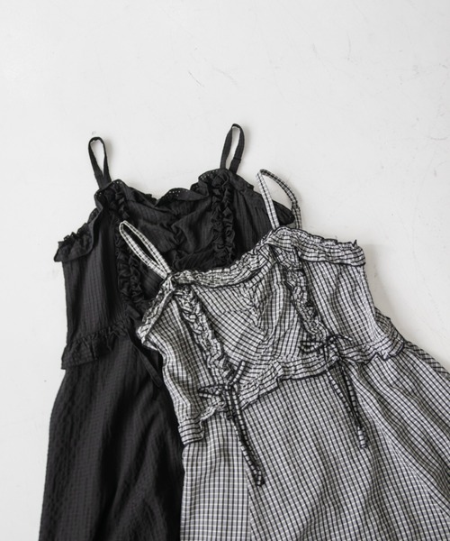 CLETTE(クレット)の「フリルデザインキャミワンピース(ワンピース・レディース・チェック/ブラック・4L/3L/LL)」の14枚目の写真