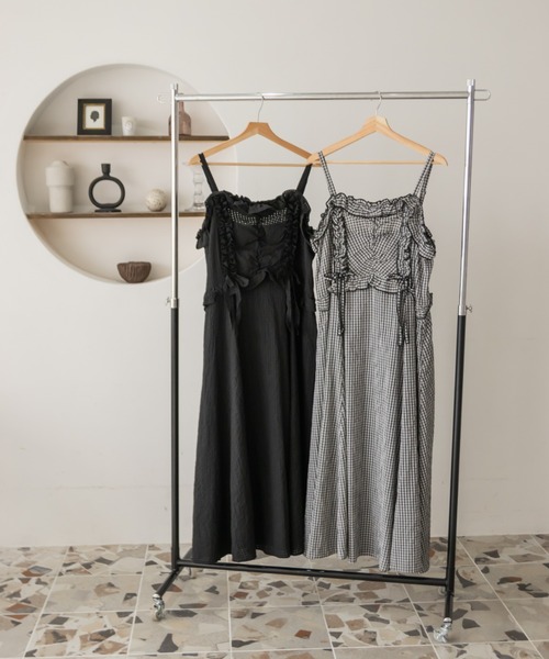 CLETTE(クレット)の「フリルデザインキャミワンピース(ワンピース・レディース・チェック/ブラック・4L/3L/LL)」の21枚目の写真