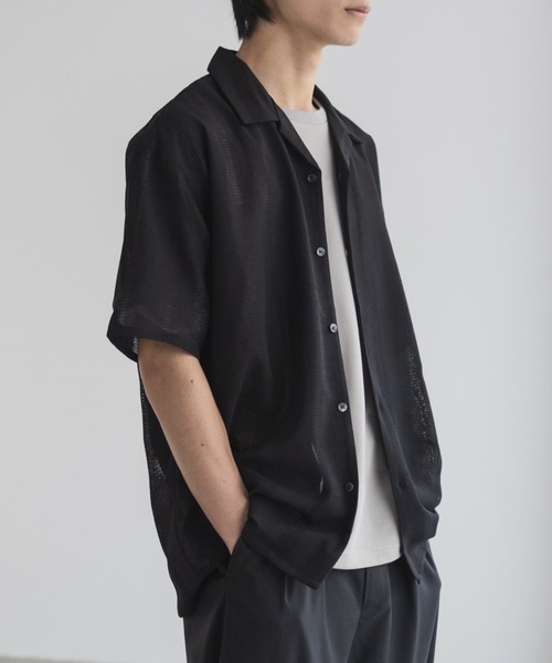 URBAN COLLECTION(アーバンコレクション)の「URBANCOLECTION カラミ織り ストライプ オープンカラーシャツ(シャツ/ブラウス・メンズ・ブルーグリーン/ブラック/ブラウン・S/M/L/XL)」の8枚目の写真