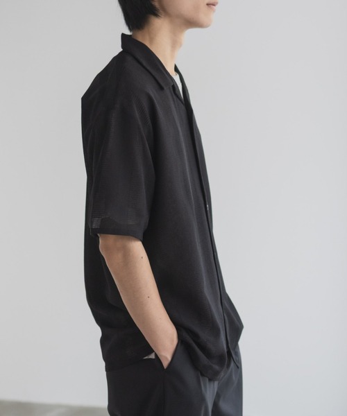 URBAN COLLECTION(アーバンコレクション)の「URBANCOLECTION カラミ織り ストライプ オープンカラーシャツ(シャツ/ブラウス・メンズ・ブルーグリーン/ブラック/ブラウン・S/M/L/XL)」の9枚目の写真