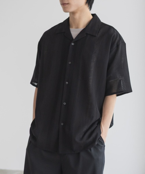 URBAN COLLECTION(アーバンコレクション)の「URBANCOLECTION カラミ織り ストライプ オープンカラーシャツ(シャツ/ブラウス・メンズ・ブルーグリーン/ブラック/ブラウン・S/M/L/XL)」の6枚目の写真