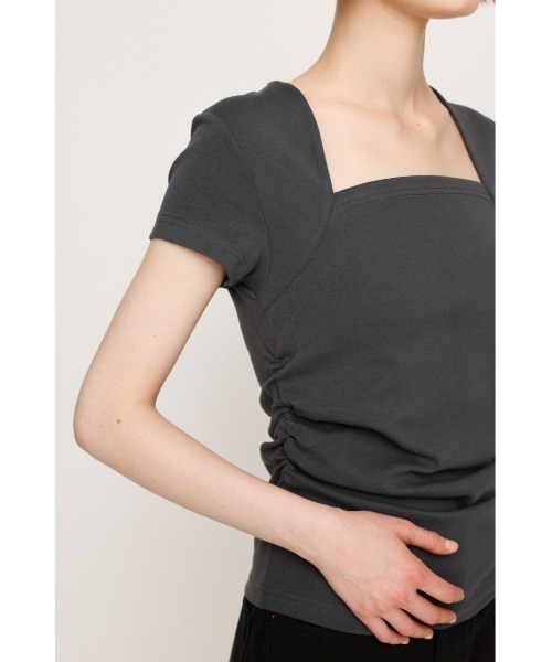 SLY（スライ）の「SQUARE NECK CUT TOPS スクエアネック カット トップス 半袖 夏服（Tシャツ/カットソー・レディース・グレー/ブラック/ホワイト/レッド・FREE）」の8枚目の写真