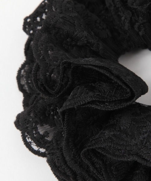 GLOBAL WORK（グローバルワーク）の「刺繍シュシュ/493529（シュシュ・レディース・ブラック系その他/ブルー/ブラック/レッド/オフホワイト/ベージュ/ホワイト・ONE SIZE）」の8枚目の写真