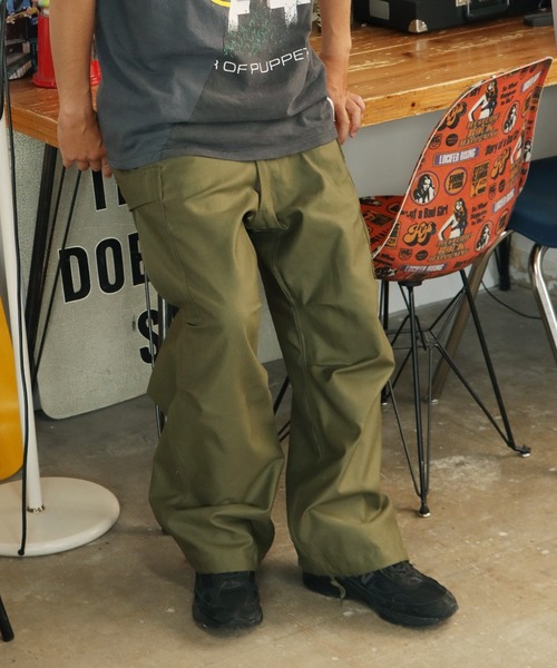 ALL RUNS（オールランズ）の「USタイプ M51 フィールドパンツ（カーゴパンツ・メンズ・ブラック/オリーブ・M/L/S）」の2枚目の写真