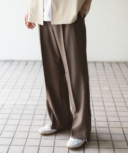 SENSE OF PLACE by URBAN RESEARCH（センスオブプレイスバイアーバンリサーチ）の「ドレープフレアスラックス（その他パンツ・メンズ・ブラック/ブルー/ブラウン・MEDIUM/LARGE）」の5枚目の写真