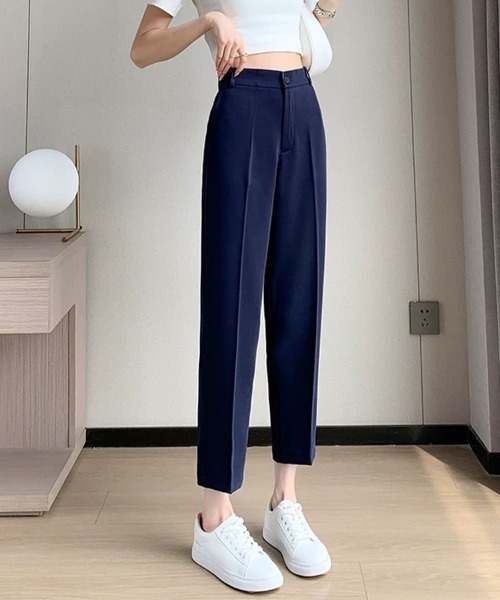 Beststore(ベストストア)の「ウエストゴム センタープレス テーパードパンツ(スラックス・レディース・ブラック/ライトベージュ/グレー/ホワイト/ネイビー・S/M/L/XL)」の5枚目の写真