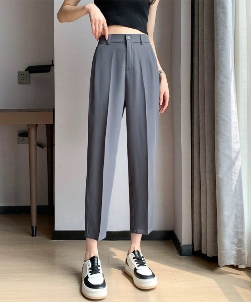 Beststore(ベストストア)の「ウエストゴム センタープレス テーパードパンツ(スラックス・レディース・ブラック/ライトベージュ/グレー/ホワイト/ネイビー・S/M/L/XL)」の3枚目の写真