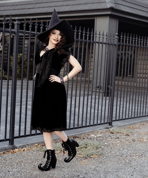 カーブトゥ レースアップブーツ Charla Tedrick│Jeffrey Campbell