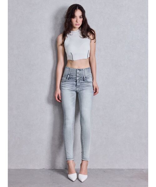 GYDA(ジェイダ)の「ハイウエストウエストクロススキニーデニムパンツ(デニムパンツ・レディース・ライトブルー/ブラック/インディゴブルー・X-SMALL/MEDIUM/SMALL/LARGE)」の9枚目の写真