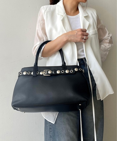 styiro(スタイロ)の「Infinitis Belt Select Tote / ベルトデザインが選べるA4トート【ankh+】(ビジネスバッグ・レディース・ブラック系1/ブラック系2/ブラック系3/ブラック系4/ブラック系5/ブラウン系1/ベージュ系3/ベージュ系4/ベージュ系5/ブラウン系2/ブラウン系3/ブラウン系4/ブラウン系5/ベージュ系1/ベージュ系2・FREE)」の5枚目の写真
