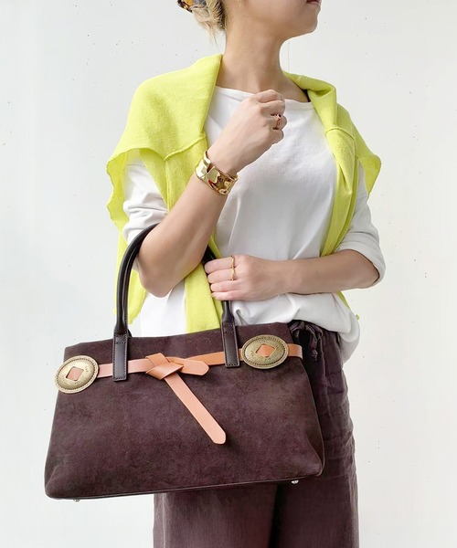 styiro(スタイロ)の「Infinitis Belt Select Tote / ベルトデザインが選べるA4トート【ankh+】(ビジネスバッグ・レディース・ブラック系1/ブラック系2/ブラック系3/ブラック系4/ブラック系5/ブラウン系1/ベージュ系3/ベージュ系4/ベージュ系5/ブラウン系2/ブラウン系3/ブラウン系4/ブラウン系5/ベージュ系1/ベージュ系2・FREE)」の22枚目の写真