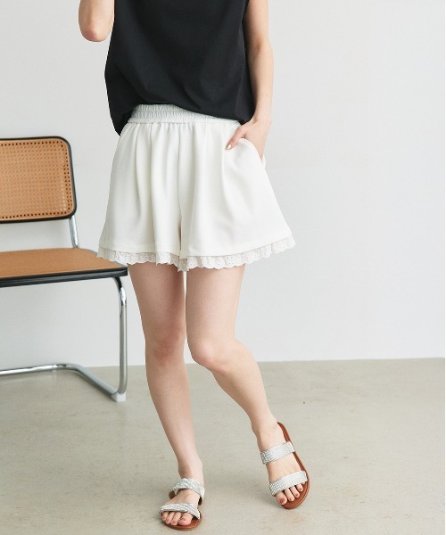 ad thie(アドティエ)の「ヘムレース スウェット ショートパンツ(その他パンツ・レディース・オートミール/オフホワイト/ブラック・FREE)」の6枚目の写真