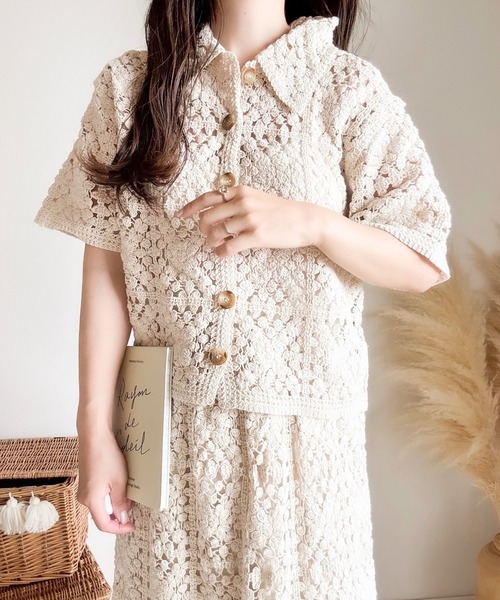 merrylatte（メリーラテ）の「ニットクロシェジャケット（その他アウター・レディース・ベージュ・MEDIUM）」の5枚目の写真