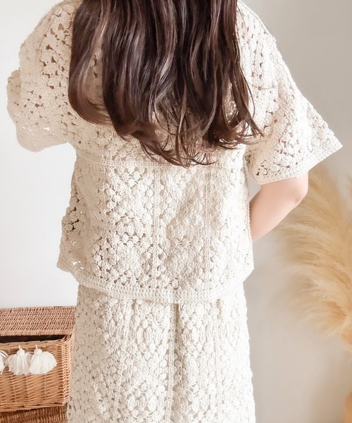 merrylatte（メリーラテ）の「ニットクロシェジャケット（その他アウター・レディース・ベージュ・MEDIUM）」の10枚目の写真