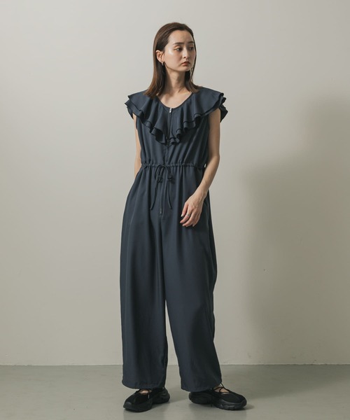 SENSE OF PLACE by URBAN RESEARCH(センスオブプレイスバイアーバンリサーチ)の「フリルオールインワン(サロペット/オーバーオール・レディース・ベージュ/ブラック/ネイビー・SMALL/MEDIUM)」の13枚目の写真