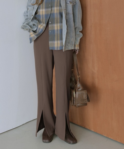 lesperance(レスぺランス)の「センタースリットイージーパンツ(その他パンツ・レディース・ブラウン/ライトグレー/サーモンピンク/ベージュ/ブラック・M/L)」の3枚目の写真