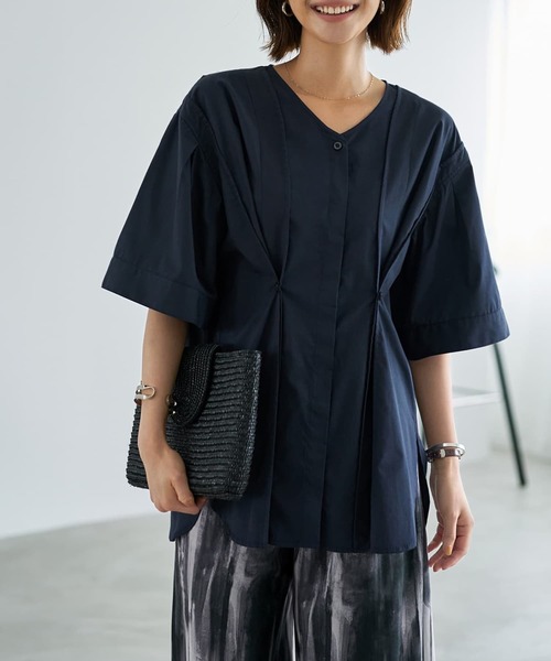 STYLE DELI(スタイルデリ)の「【LUXE】形が変わるシャツ生地プルオーバー(シャツ/ブラウス・レディース・ダークネイビー/ホワイト/ピンク・FREE)」の2枚目の写真