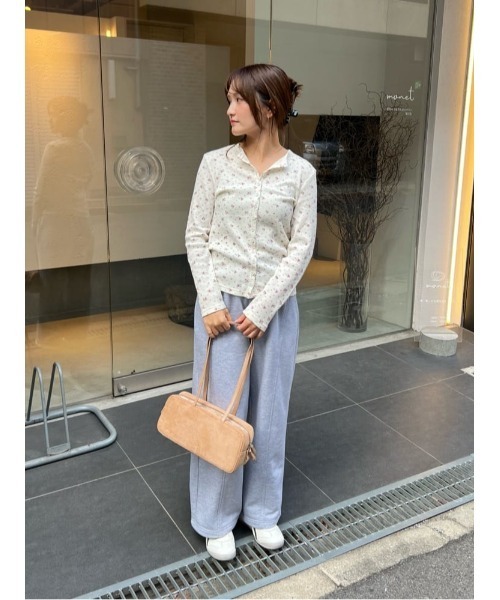 miette(ミエット)の「ベルト付きローライズスウェットパンツ(スウェットパンツ・レディース・グレー/クリーム/ネイビー/ブラウン・M/S/L)」の6枚目の写真
