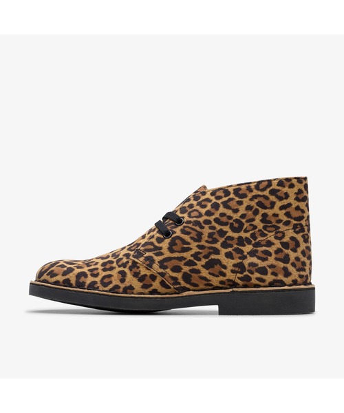Clarks(クラークス)の「Desert Bt Evo. / レディースデザートブーツエヴォ(レオパードスエード)(ブーツ・レディース・レオパード・UK6/UK5.5/UK5/UK4.5/UK4/UK3.5/UK3)」の2枚目の写真