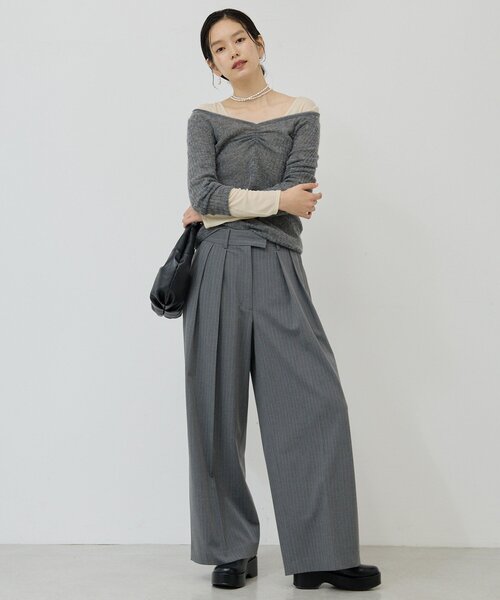 GALLARDAGALANTE（ガリャルダガランテ）の「【手洗い可能】【3サイズ展開】ストライプダブルタックパンツ（その他パンツ・レディース・ネイビー/グレー・38/36/34）」の2枚目の写真