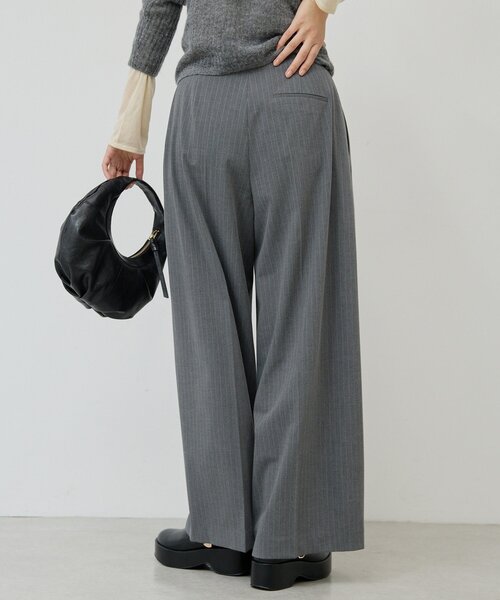 GALLARDAGALANTE（ガリャルダガランテ）の「【手洗い可能】【3サイズ展開】ストライプダブルタックパンツ（その他パンツ・レディース・ネイビー/グレー・38/36/34）」の5枚目の写真