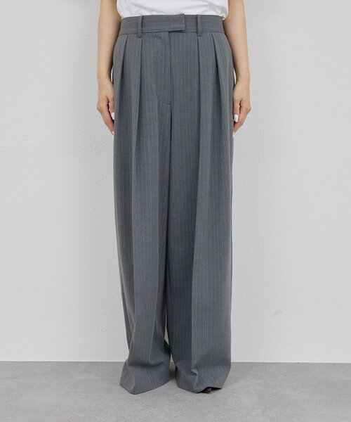 GALLARDAGALANTE（ガリャルダガランテ）の「【手洗い可能】【3サイズ展開】ストライプダブルタックパンツ（その他パンツ・レディース・ネイビー/グレー・38/36/34）」の9枚目の写真