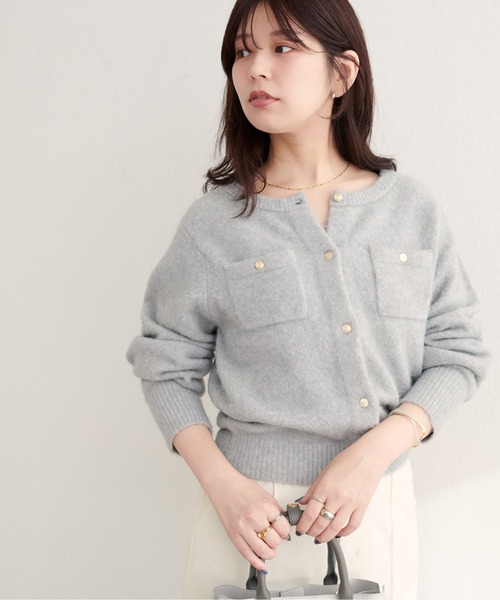 natural couture(ナチュラルクチュール)の「スフレヤーン金釦ポケ付きカーディガン(カーディガン/ボレロ・レディース・モカ/ボルドー/ピンク/サックスブルー/ライトベージュ/アイボリー/ブラック系その他/グレー・FREE)」の20枚目の写真