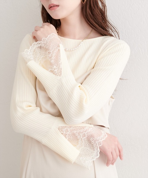 natural couture(ナチュラルクチュール)の「前後2WAY袖口レースリブニット(ニット/セーター・レディース・ボルドー/ミント/スミクロ/モカ/ブラック/チャコールグレー/ブルー/グレー/オフホワイト・FREE)」の2枚目の写真