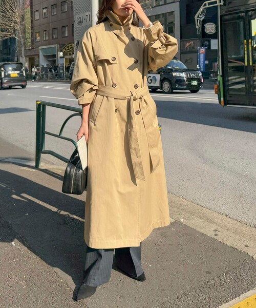 fredy emue(フレディエミュ)の「【発売のたびに即完売する大人気アイテム】袖ボリュームトレンチコート(トレンチコート・レディース・ベージュ・38/36)」の15枚目の写真