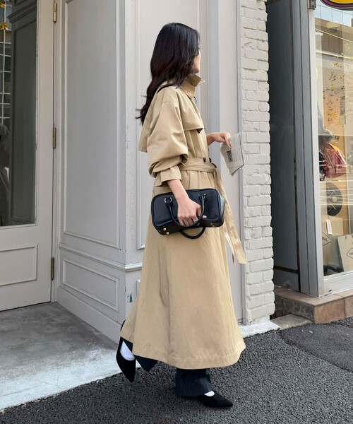 発売のたびに即完売する大人気アイテム】袖ボリュームトレンチコート