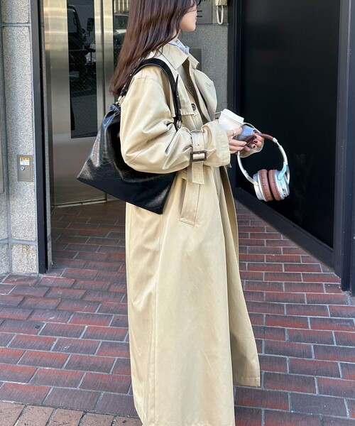 発売のたびに即完売する大人気アイテム】袖ボリュームトレンチコート