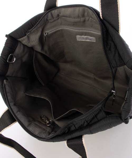 cache cache（カシュ カシュ）の「カシュカシュ cachecache / ボンディングスクエアビッグトート（トートバッグ・レディース・ブラック/ベージュ・FREE）」の18枚目の写真