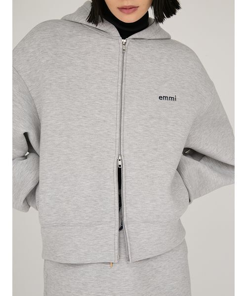 emmi（エミ）｜パーカー一覧 - WEAR